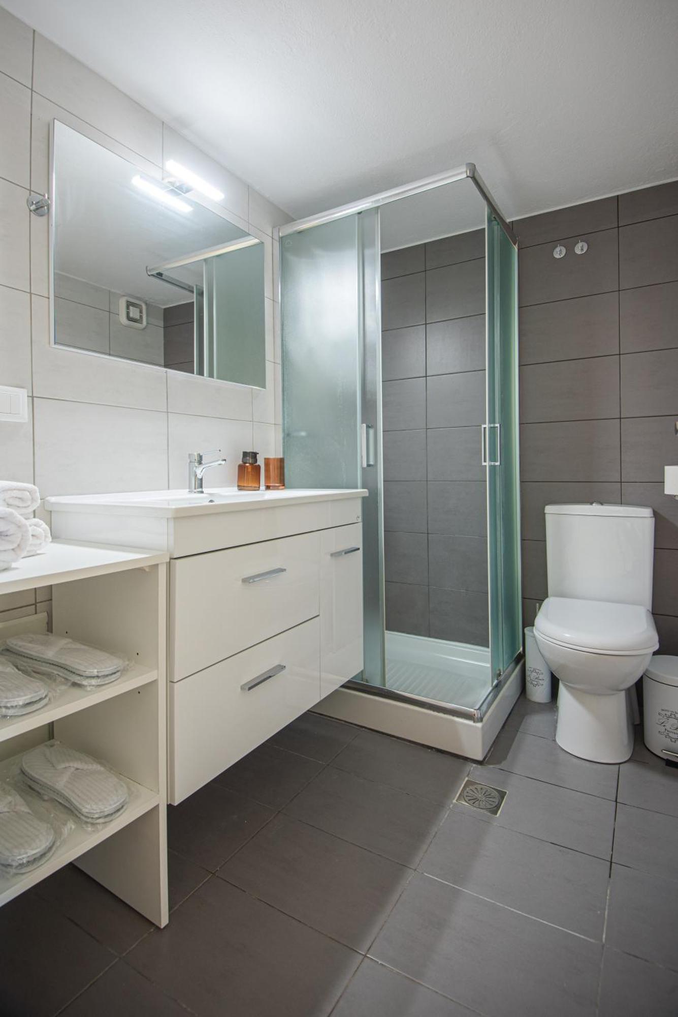 Centre With Sea View Apartament *